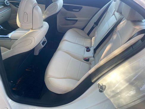 Certified 2023 Mercedes-Benz C 300 4MATIC Sedan image 17