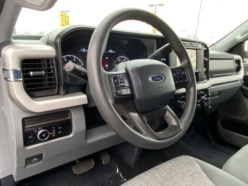 Used 2024 Ford F350 XLT image 16