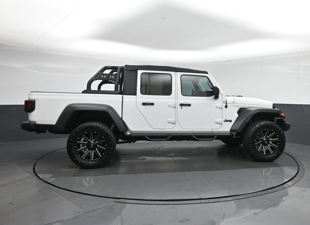 Used 2020 Jeep Gladiator Sport w/ Quick Order Package 24S AWD/4WD image 8