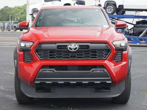 Used 2025 Toyota Tacoma TRD Off-Road w/ TRD Off Road Upgrade Package AWD/4WD image 26