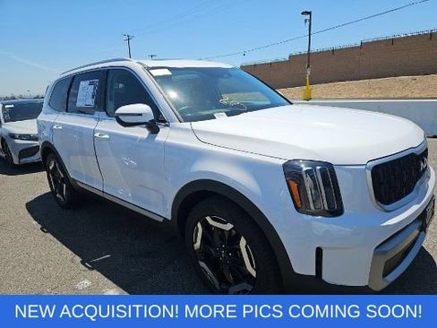 Used 2023 Kia Telluride EX FWD image 1