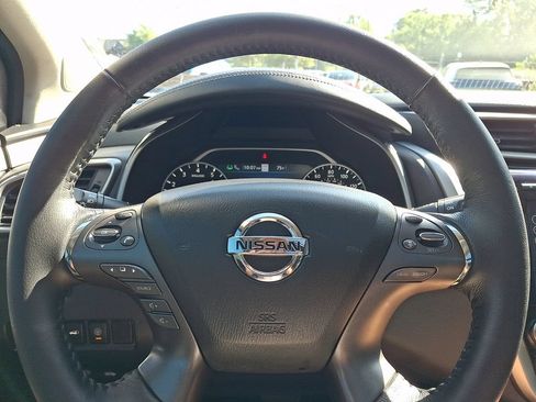 Certified 2022 Nissan Murano SL w/ SL Moonroof Package AWD/4WD image 22