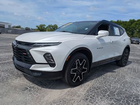 Used 2023 Chevrolet Blazer RS w/ Driver Confidence II Package FWD image 8