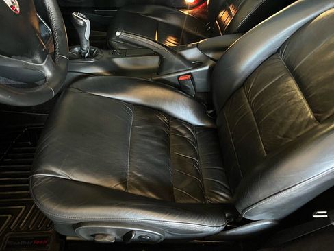 Used 2003 Porsche 911 Carrera 4 AWD/4WD image 16