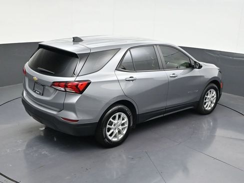 Used 2023 Chevrolet Equinox LS FWD image 21