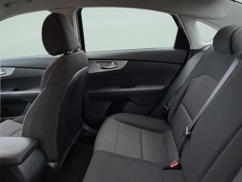 Used 2023 Kia Forte LXS image 22