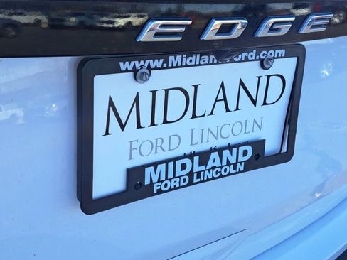 Certified 2023 Ford Edge SEL w/ Convenience Package image 8