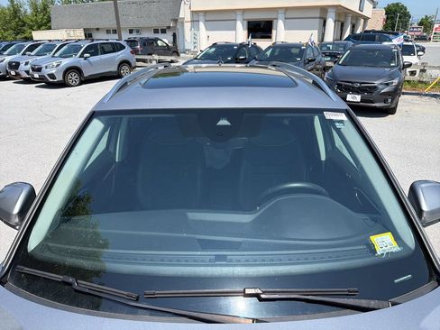 Used 2023 Volkswagen Taos SEL AWD/4WD image 6