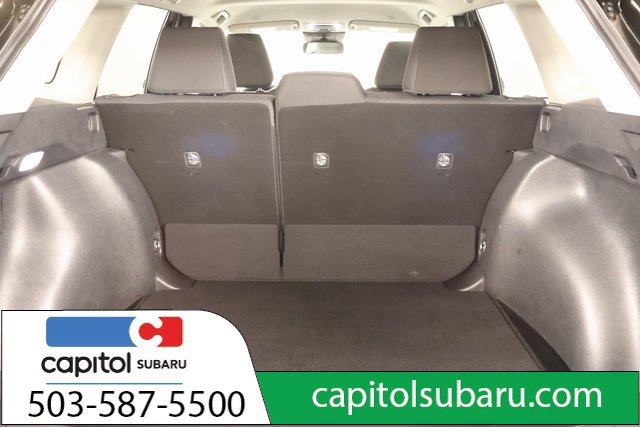 Used 2025 Toyota Corolla Cross LE FWD image 23