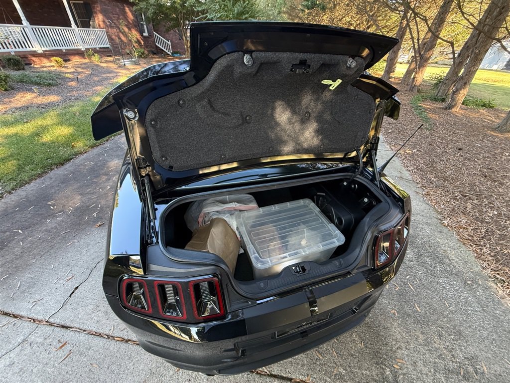 Used 2014 Ford Mustang Shelby GT500 w/ Equipment Group 821A RWD image 61