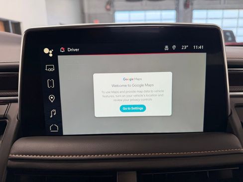 Used 2024 GMC Yukon AT4 w/ Technology Package image 39