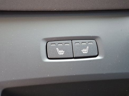 New 2026 Volvo XC60 B5 Plus w/ Protection Package Premier image 6