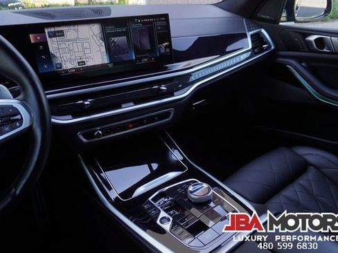 Used 2023 BMW X7 xDrive40i w/ M Sport Package AWD/4WD image 22