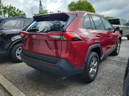 Used 2025 Toyota RAV4 XLE image 4