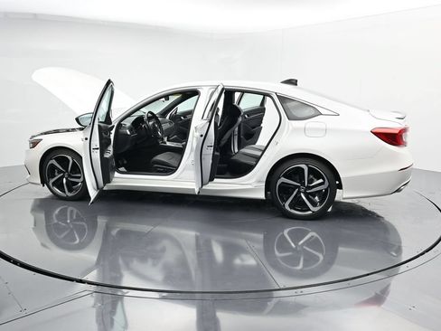 Used 2022 Honda Accord Sport image 42