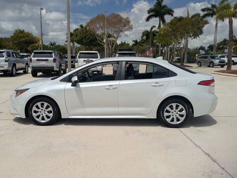 Certified 2023 Toyota Corolla LE FWD image 8