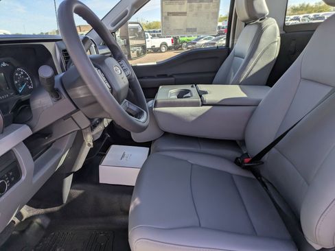 New 2026 Ford F550 image 19