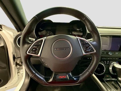 Used 2016 Chevrolet Camaro SS image 11