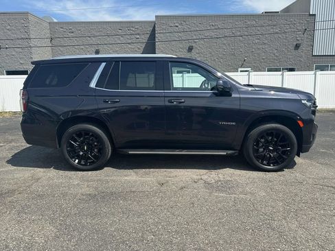 Used 2023 Chevrolet Tahoe LT w/ LT Signature Package AWD/4WD image 2