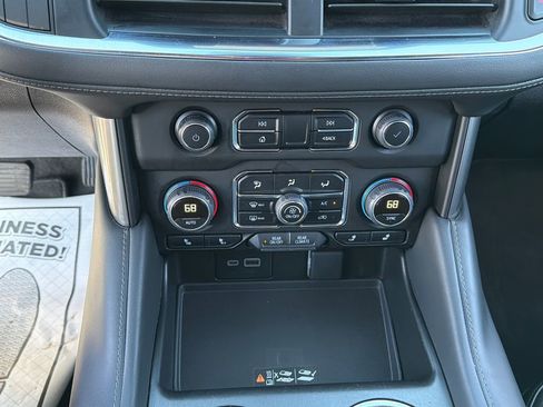 Used 2024 Chevrolet Tahoe LT AWD/4WD image 31