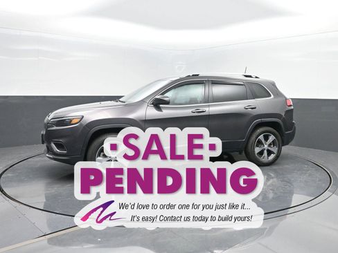 Used 2019 Jeep Cherokee Limited w/ Luxury Group image 1