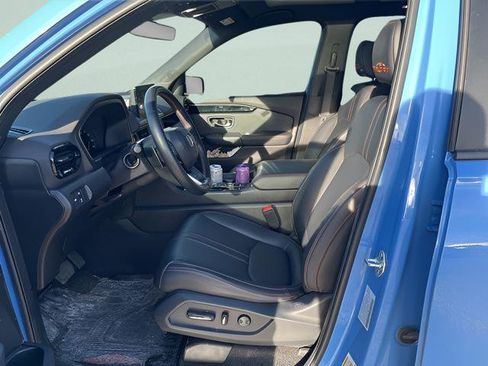 Used 2024 Honda Pilot TrailSport image 8