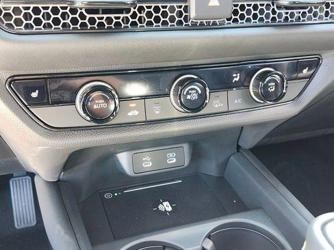 New 2026 Honda HR-V Sport image 18