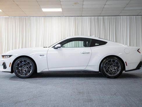 Certified 2025 Ford Mustang GT Premium w/ GT Performance Package RWD image 5