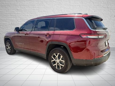 Used 2025 Jeep Grand Cherokee L Limited image 2