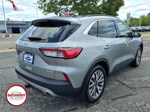 Used 2022 Ford Escape Titanium w/ Class II Trailer Tow Package AWD/4WD image 7