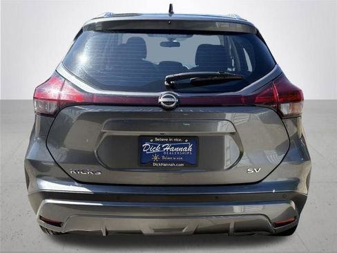 Certified 2024 Nissan Kicks SV image 9