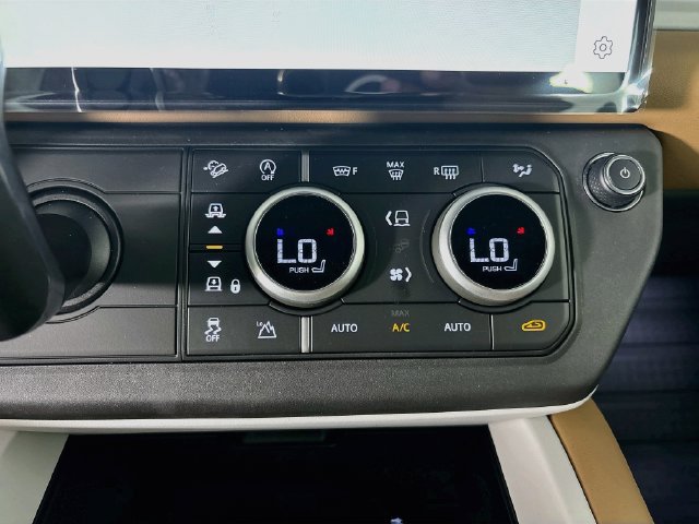 New 2026 Land Rover Defender 110 S AWD/4WD image 18
