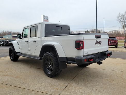Used 2022 Jeep Gladiator Rubicon w/ LED Lighting Group image 3