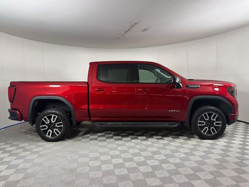 Used 2024 GMC Sierra 1500 AT4 w/ Technology Package AWD/4WD image 8