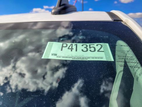 Certified 2022 Chevrolet Silverado 1500 LT Trail Boss w/ Safety Package image 17