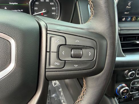 Used 2021 GMC Yukon AT4 w/ AT4 Premium Package AWD/4WD image 35