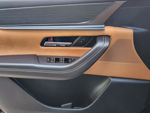 Certified 2024 MAZDA CX-90 3.3 Turbo S w/ Premium Plus image 23