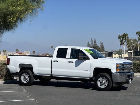 Used 2019 Chevrolet Silverado 2500 W/T w/ WT Convenience Package RWD image 3
