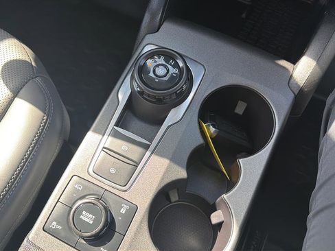 Certified 2025 Ford Bronco Sport Badlands AWD/4WD image 24