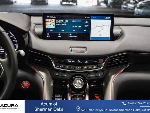 New 2025 Acura TLX w/ Technology Package image 18