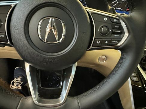 Certified 2025 Acura TLX w/ Technology Package image 38