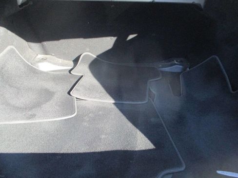 Used 2011 Mercedes-Benz C 300 4MATIC Sedan image 24