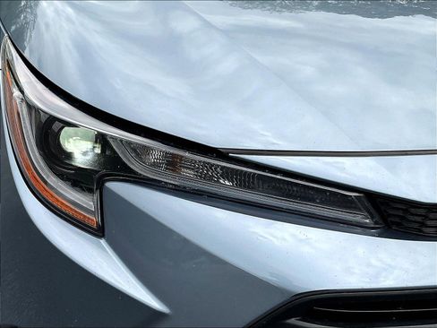 Used 2024 Toyota Corolla LE FWD image 29