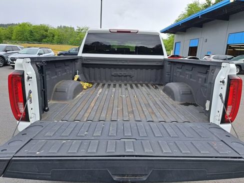 Used 2021 GMC Sierra 3500 AT4 AWD/4WD image 18