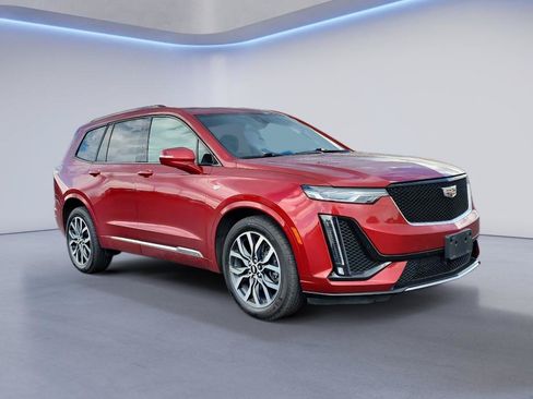 Used 2021 Cadillac XT6 Sport AWD/4WD image 3