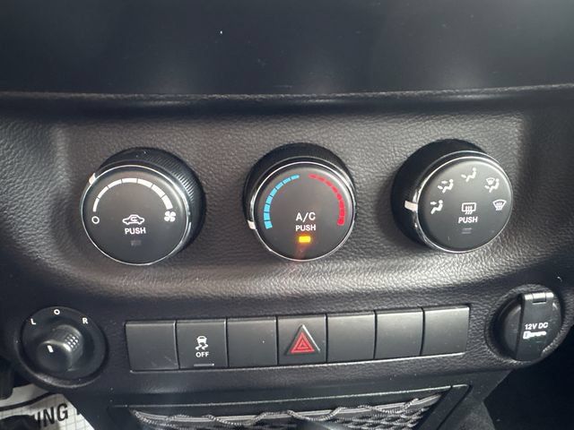 Used 2017 Jeep Wrangler Sport w/ Quick Order Package 23S AWD/4WD image 19