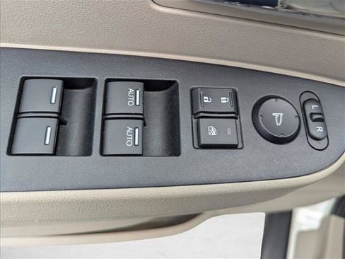 Used 2016 Honda Odyssey EX-L image 10