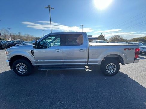 Used 2020 Ford F250 XLT w/ XLT Premium Package image 6