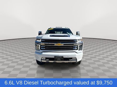 Used 2022 Chevrolet Silverado 2500 High Country image 3