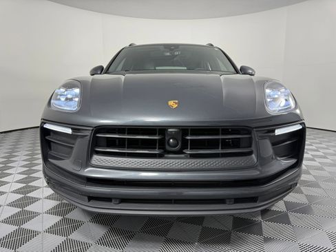 Used 2024 Porsche Macan image 6